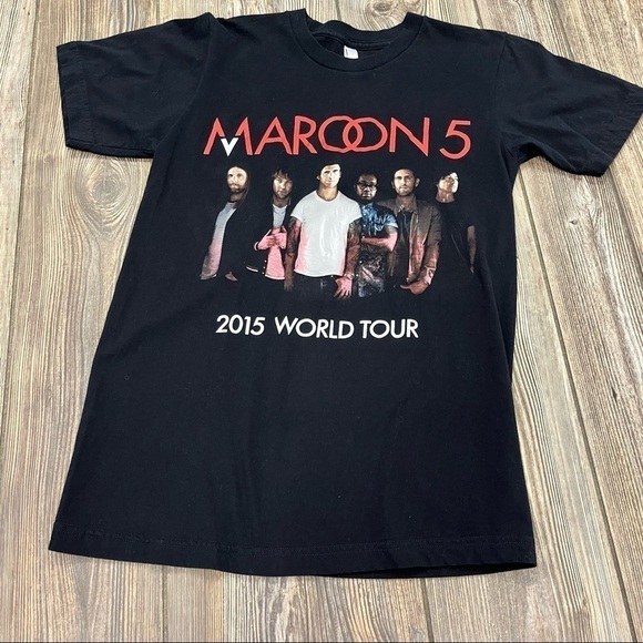 American Apparel Tops - MAROON 5 2015 World Tour Shirt Small Black
